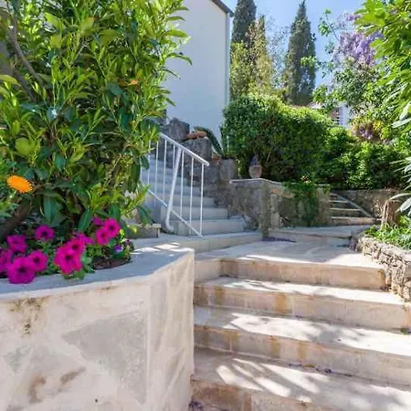 In 43526 Апартаменты *